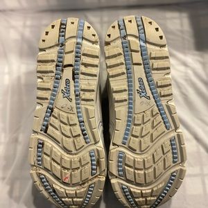 Xelero Matrix - Women's Motion Control Walking Shoe No Sole